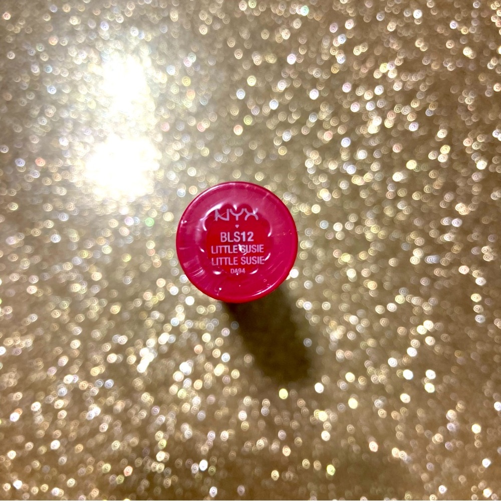 🆕 BLS12 NYX Butter Lipstick Little Susie Color - Picture 9 of 10
